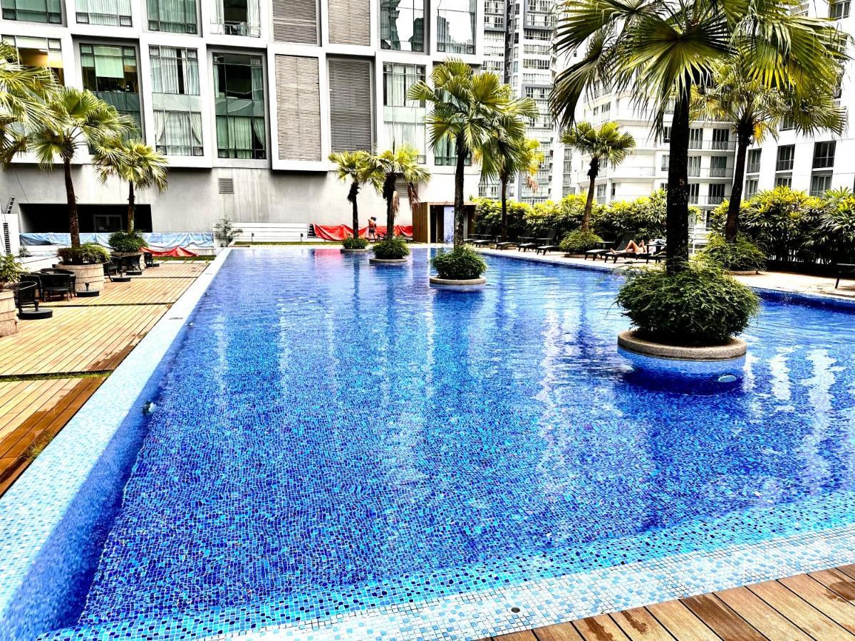 Soho Suites Klcc By Sky Multilink Kuala Lumpur Exterior photo