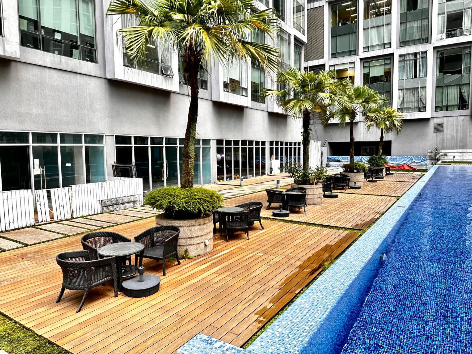 Soho Suites Klcc By Sky Multilink Kuala Lumpur Exterior photo