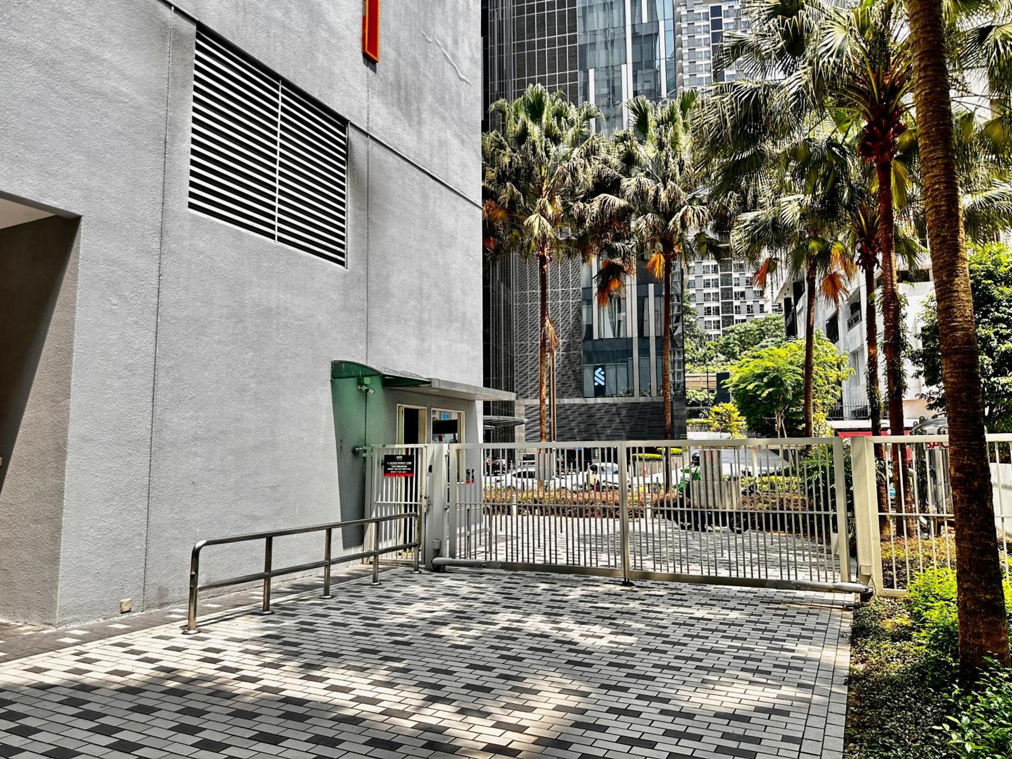 Soho Suites Klcc By Sky Multilink Kuala Lumpur Exterior photo